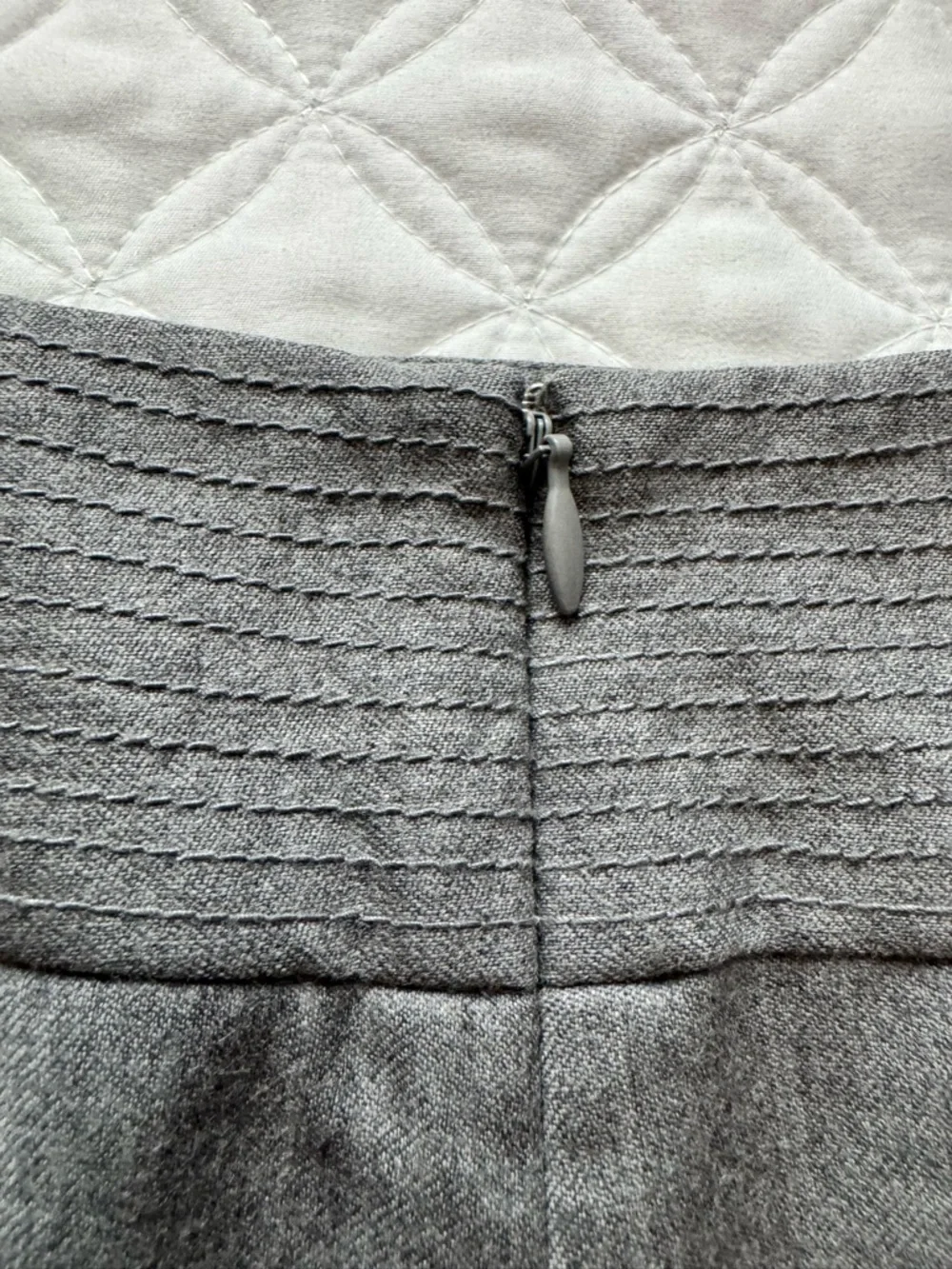 J. Crew Gray 100% Wool Mini Skirt Front Pleat Y2K Size 6